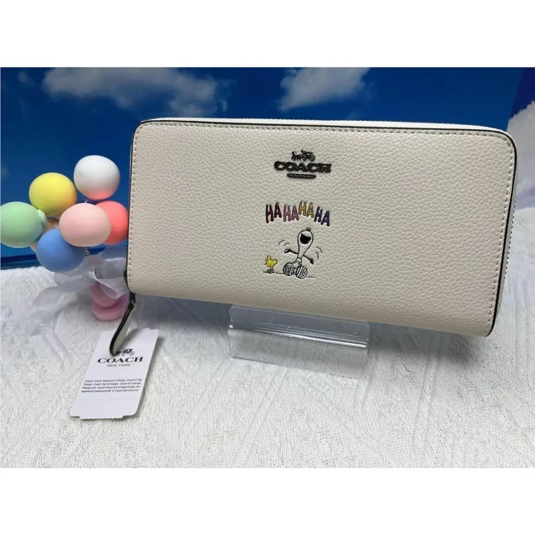 Coach x Peanuts Snoopy Woodstock White Leather Zip Long Wallet 16122B