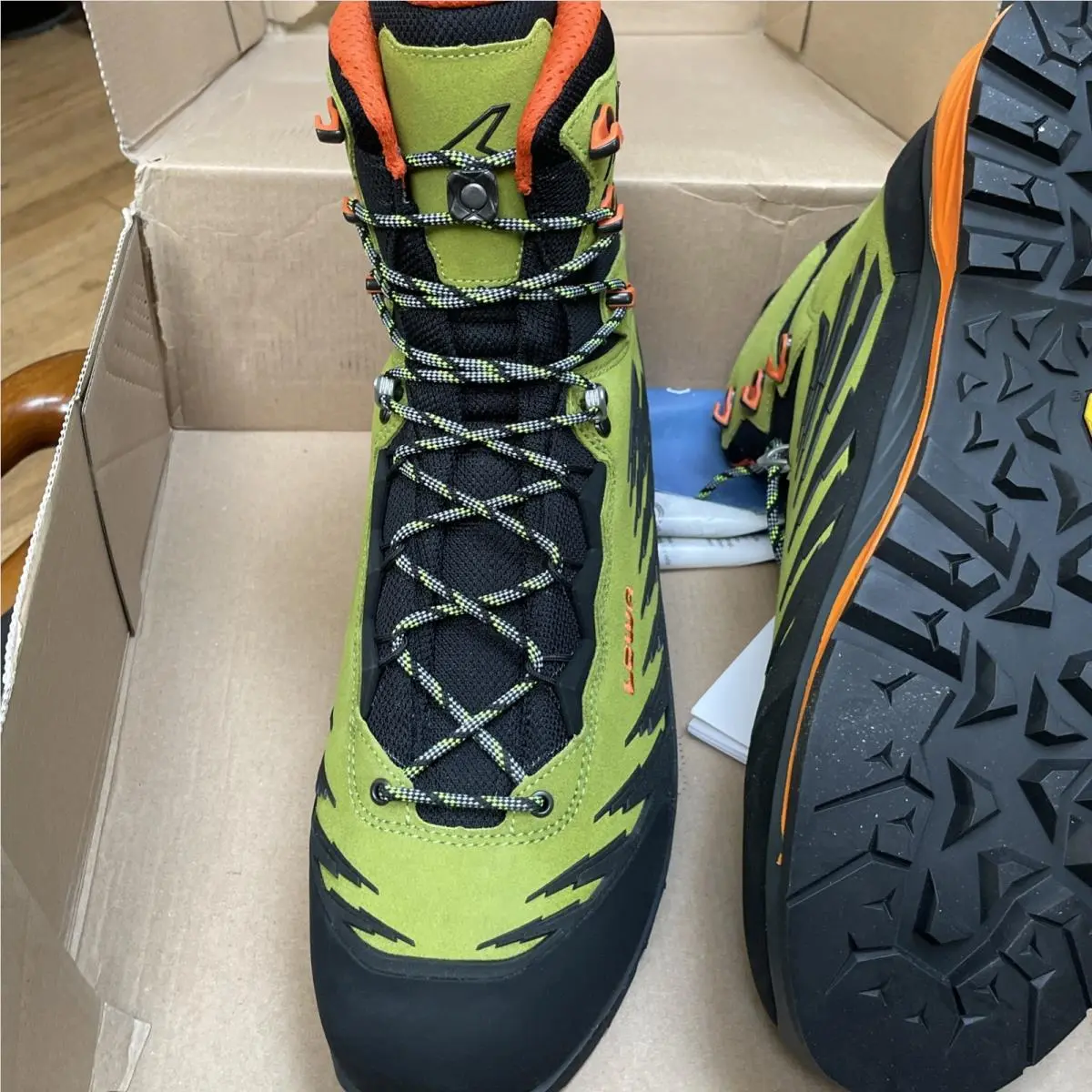 Lowa shoes - Alpine Evo - Alpine Evo - Lime Flame (UPC: 0840054442322) 4