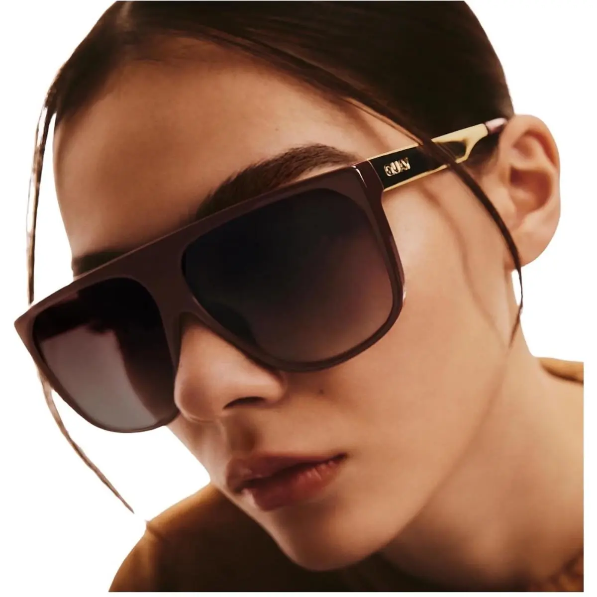 Quay Women`s No Curfew Oversized Shield Sunglasses with Hard Case