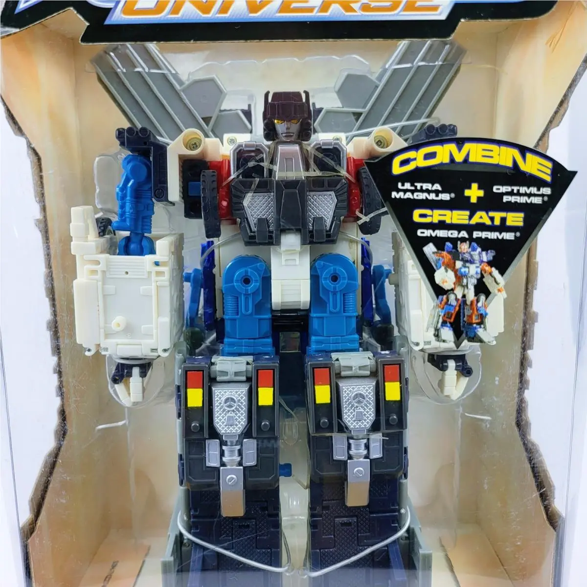 Transformers Universe Ultra Magnus Sam`s Club Exclusive 2003 Vintage Mib