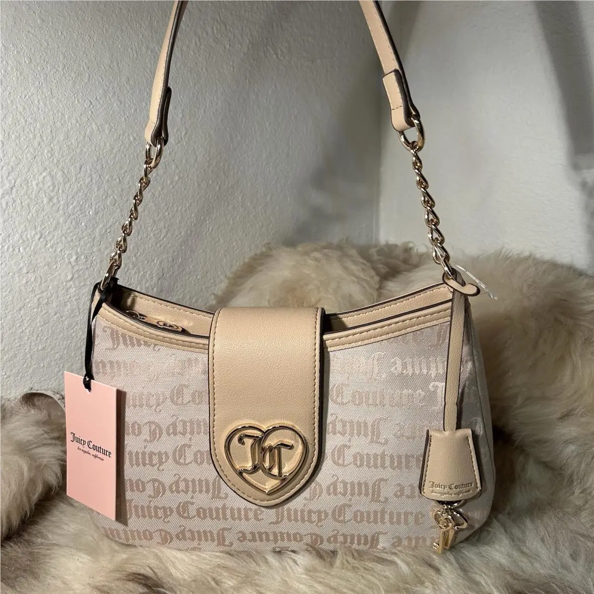 Juicy Couture Call It A Classic Shoulder Bag - Sandstone