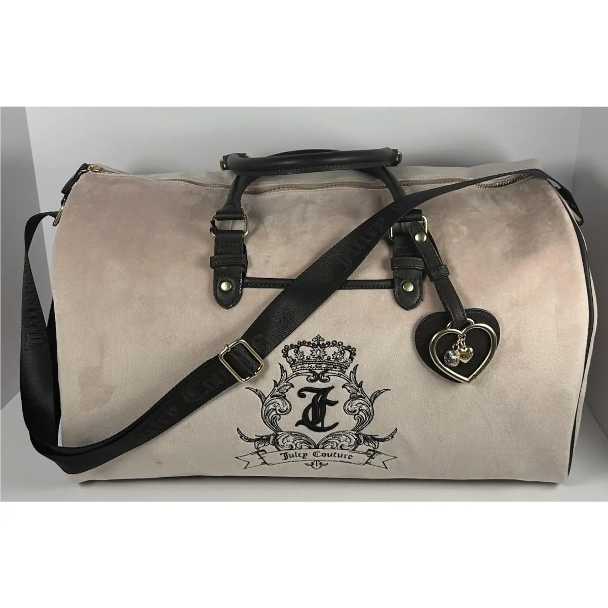 Juicy Couture Weekender Duffel Bag Dusty Blush Velvet Travel Tote Heart Charm