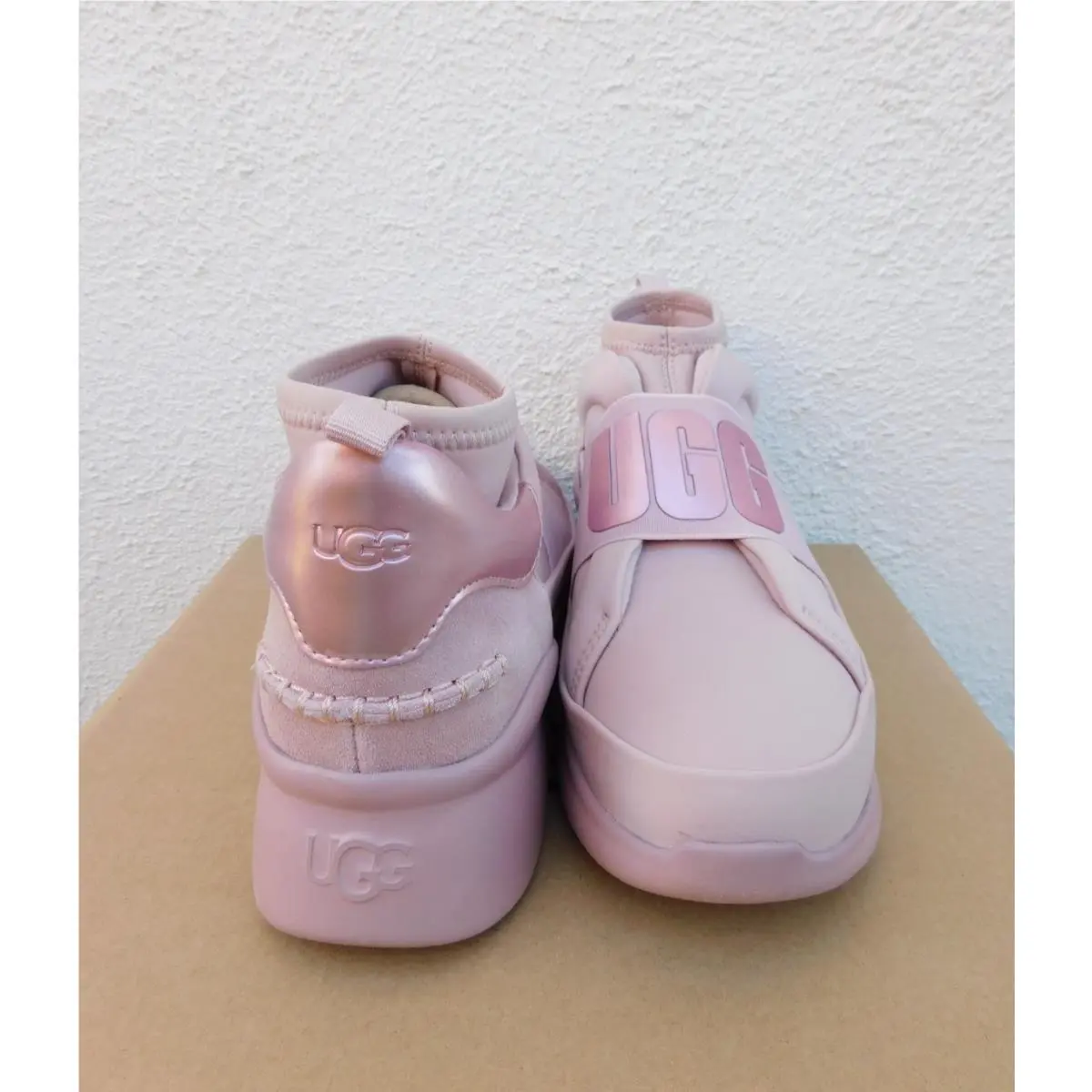 UGG shoes - UGG Neutra Metallic - Neutra Metallic - Pink (UPC: 192410532834) 4