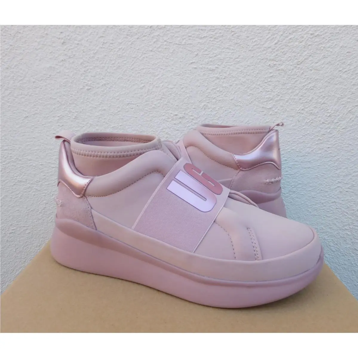 UGG shoes - UGG Neutra Metallic - Neutra Metallic - Pink (UPC: 192410532834) 0