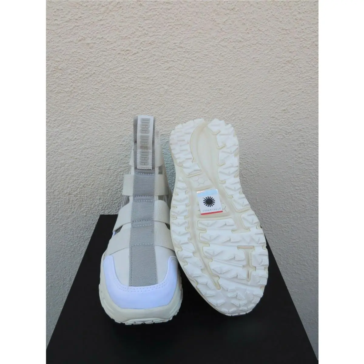 UGG shoes - UGG Gladiator Runner - Gladiator Runner - White (UPC: 192410007998) 4