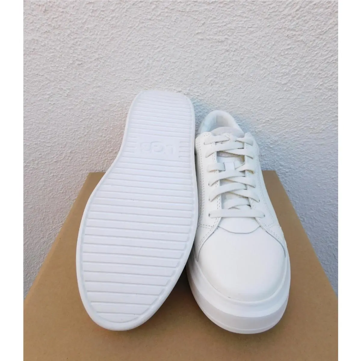 UGG shoes - UGG Scape Lace - Scape Lace - White (UPC: 195719841171) 3