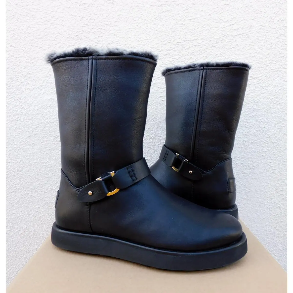 UGG shoes - UGG Classic Berge Short - Classic Berge Short - Black (UPC: 192410378715) 1