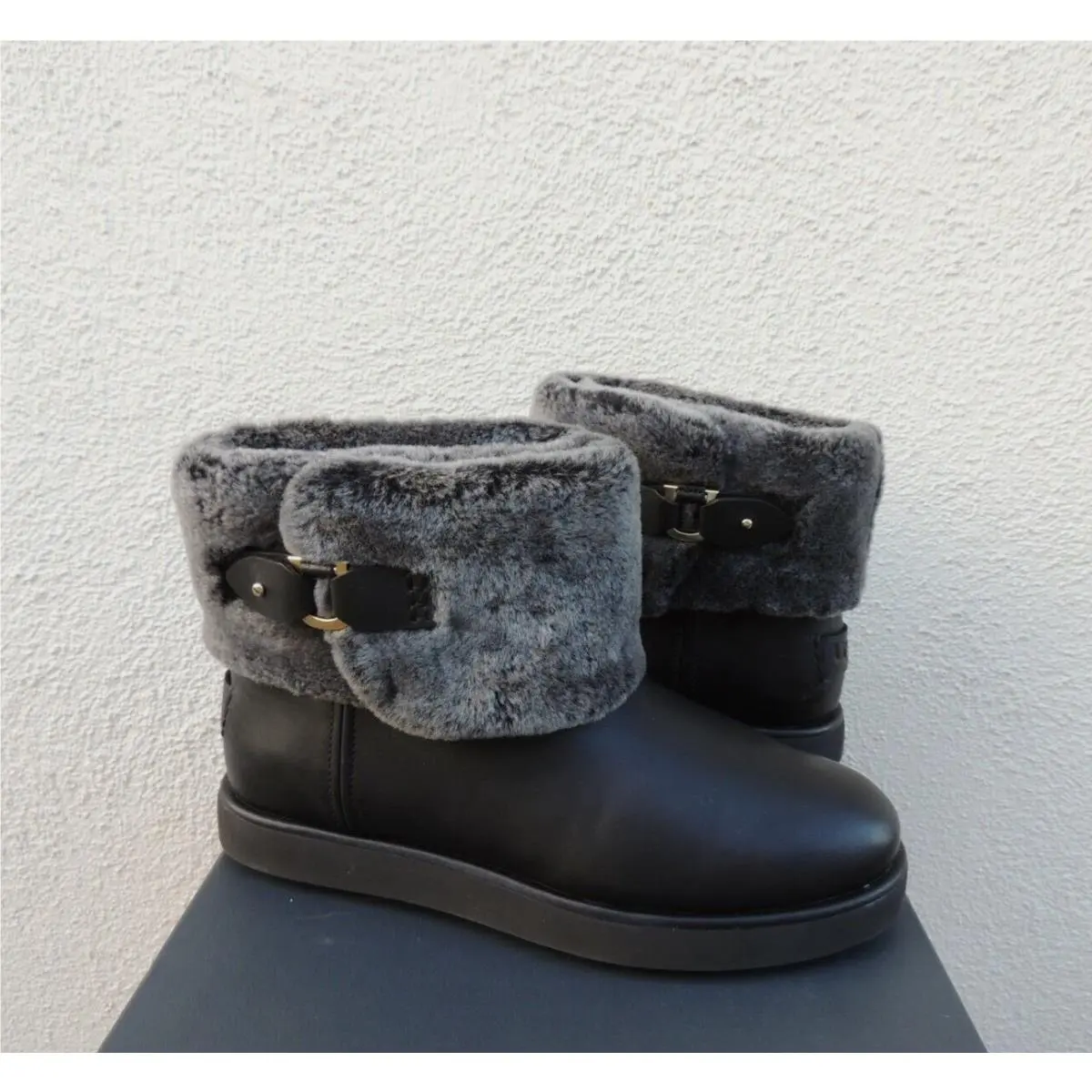 UGG shoes - UGG Classic Berge Mini - Classic Berge Mini - Black (UPC: 192410378524) 2