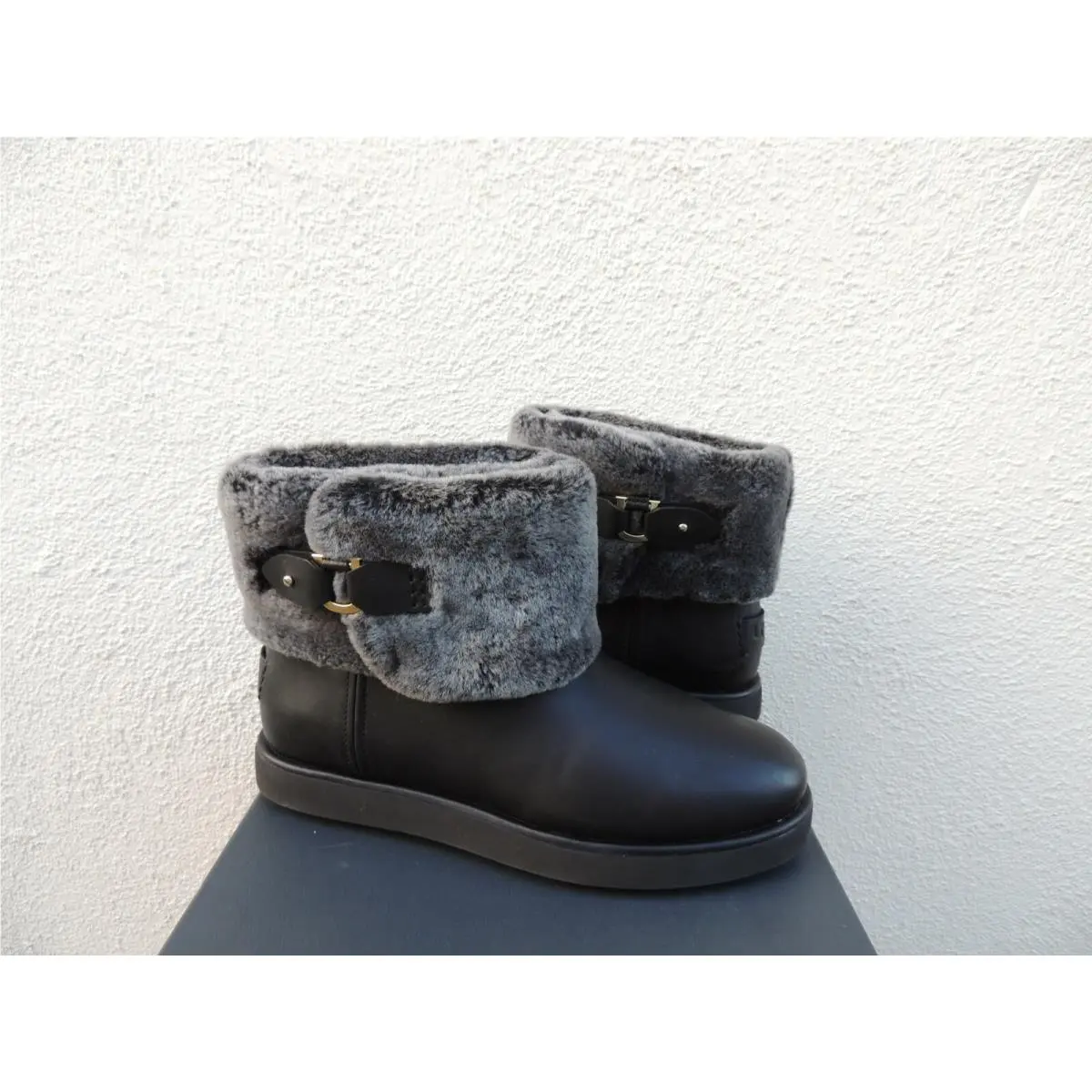 UGG shoes - UGG Classic Berge Mini - Classic Berge Mini - Black (UPC: 192410378456) 2
