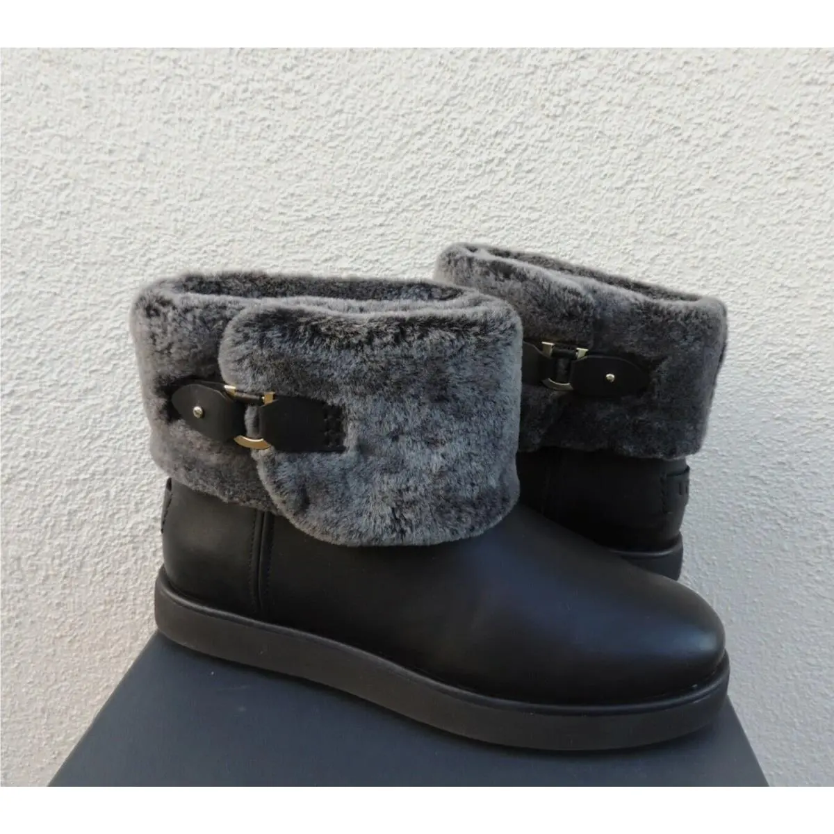 UGG shoes - UGG Classic Berge Mini - Classic Berge Mini - Black (UPC: 192410378548) 0