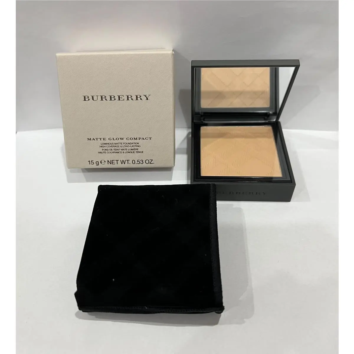 Burberry Matte Glow Compact Luminous Matte Foundation New--no. 50 Medium Cool