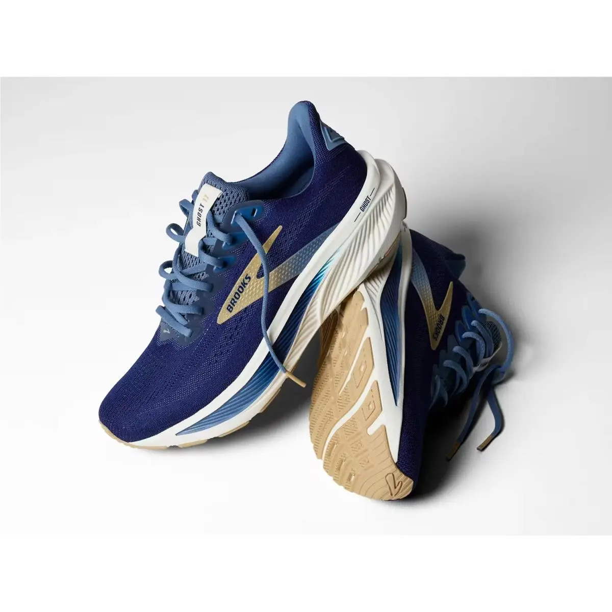 Brooks shoes - Navy 6