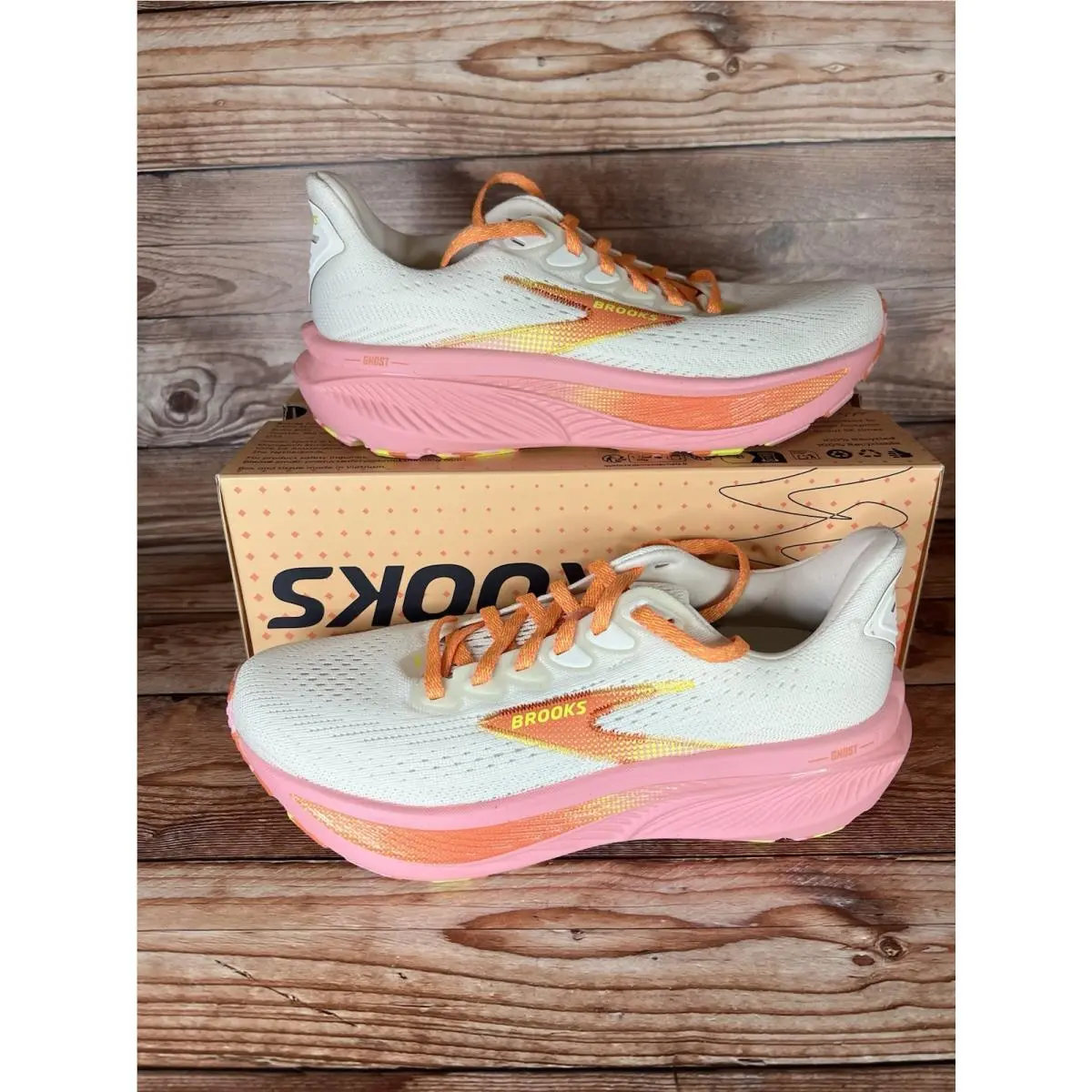 Brooks Ghost 17 Running Shoes Womens 7.5 Coconut Candy Limeade 120431 1B 236