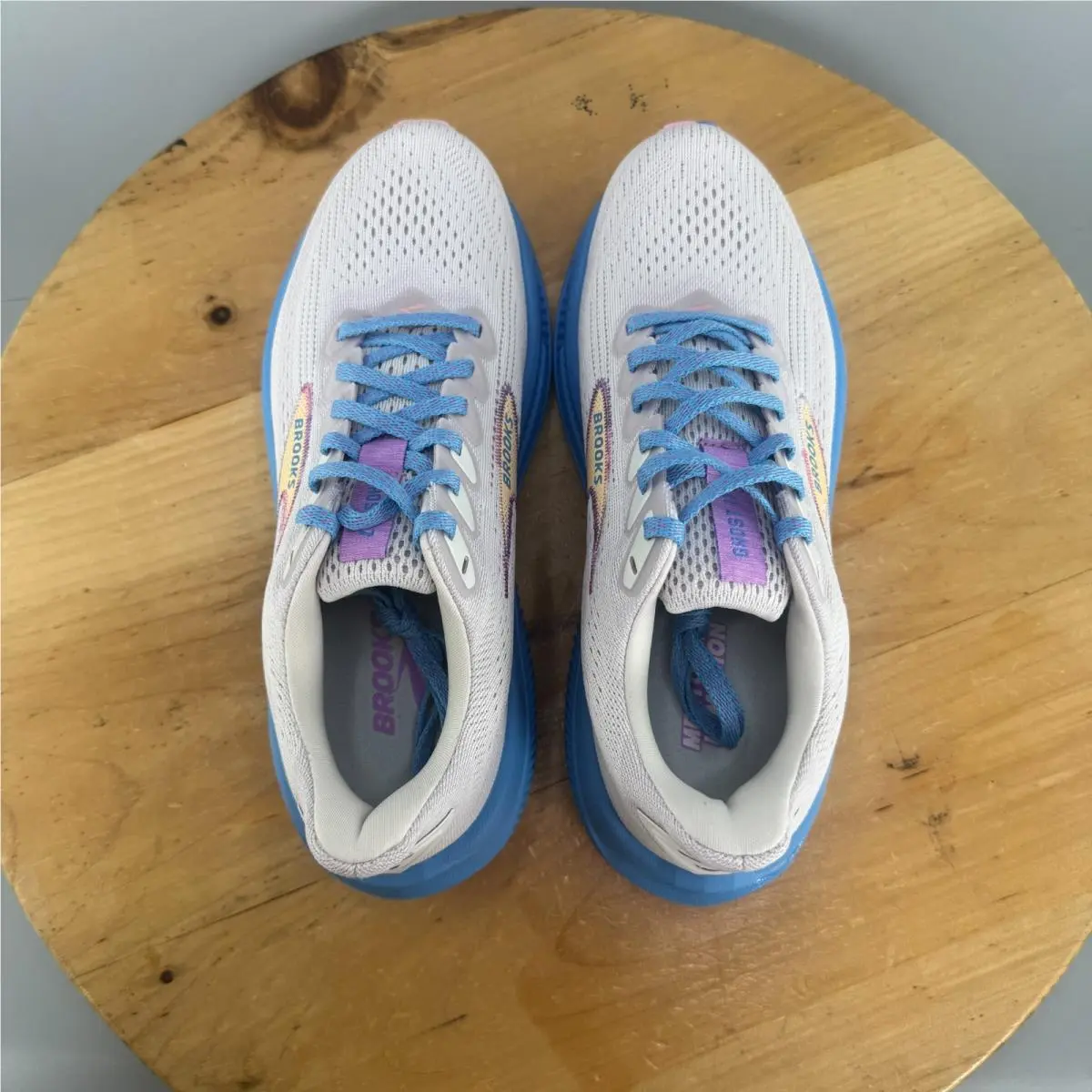 Brooks shoes - Brooks Ghost - Ghost - 1204311B247 - White 3