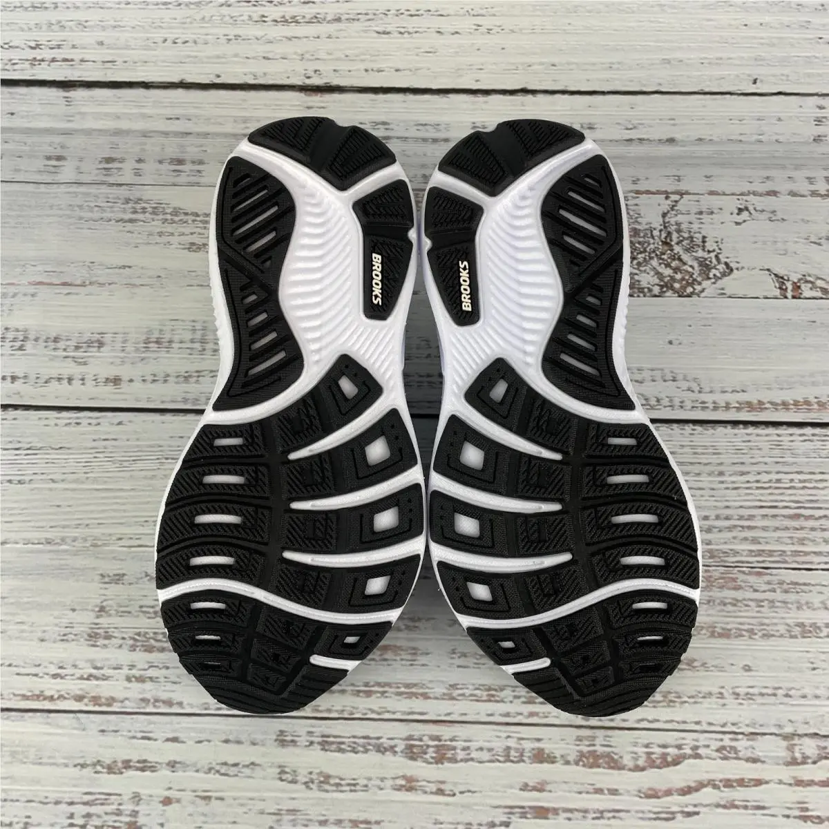 Brooks shoes - Brooks Ghost - Ghost - White (UPC: 195394872309) 6