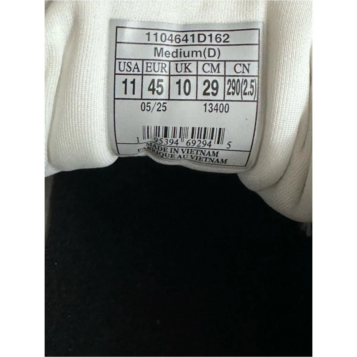 Brooks shoes - White 4