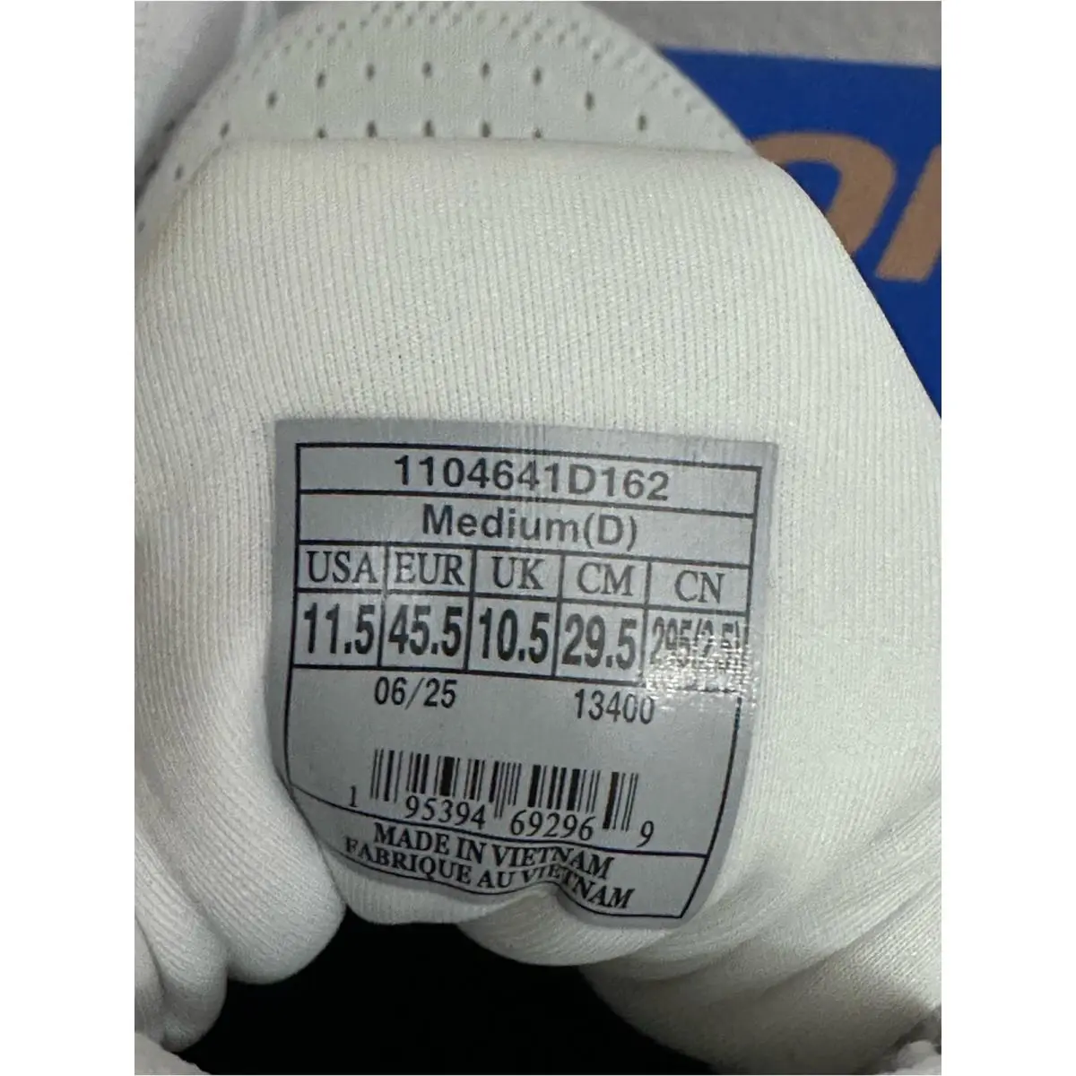 Brooks shoes - White 4