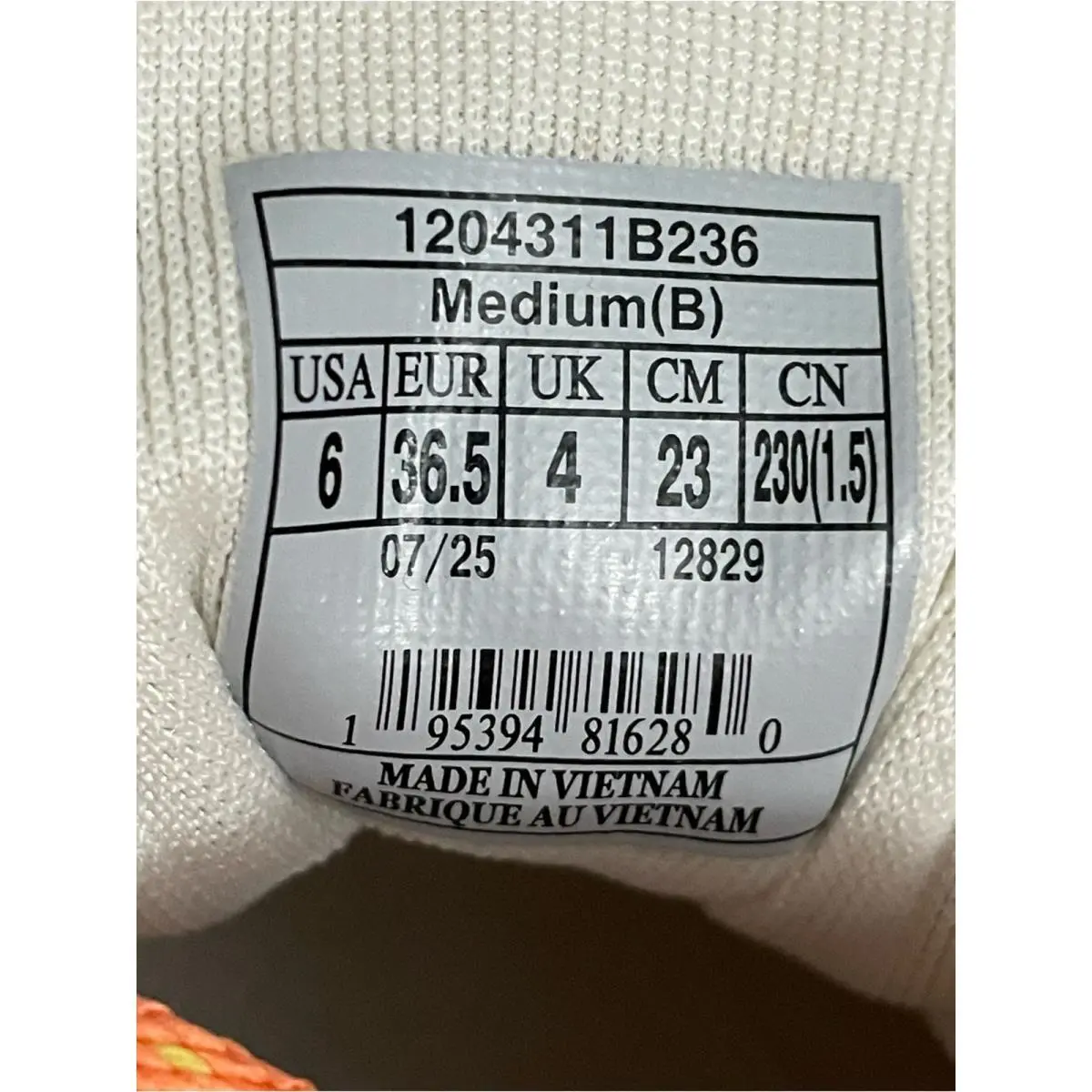 Brooks shoes - White 6