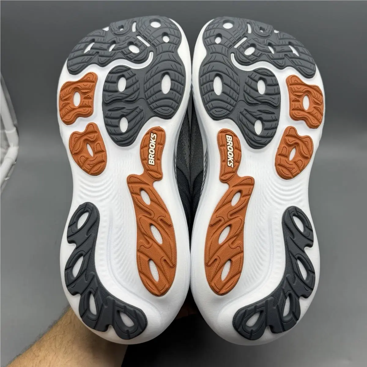 Brooks shoes - Brooks Adrenaline GTS 25 - Adrenaline GTS - 1104541D040 - Gray (UPC: 0195394878141) 6
