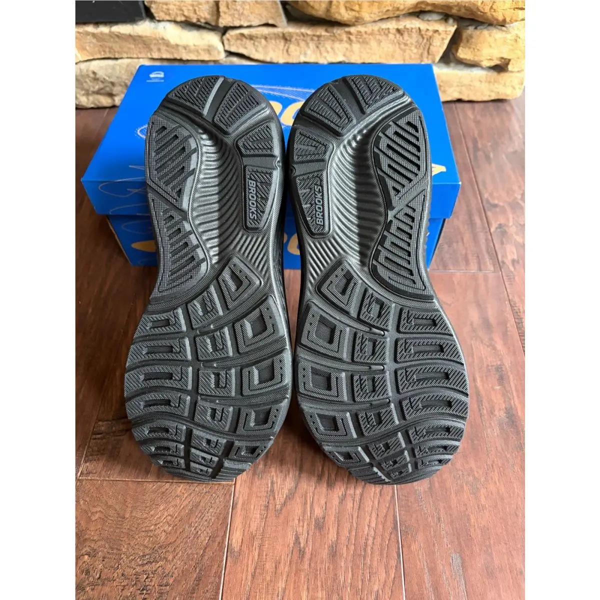 Brooks shoes - Black 5