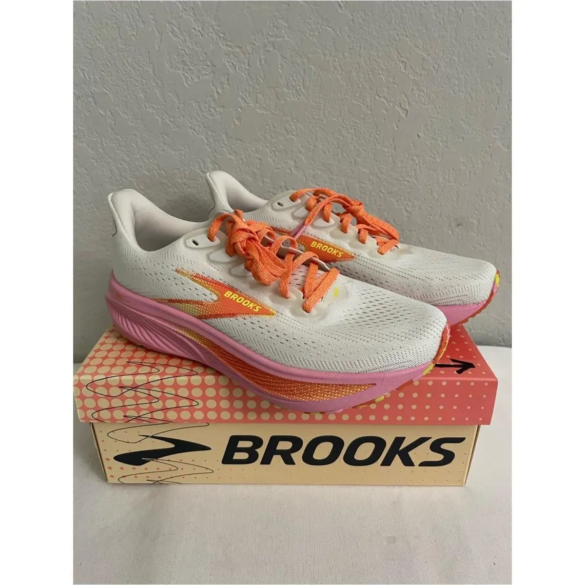 Brooks shoes - Brooks Ghost 17 - Ghost - White 0