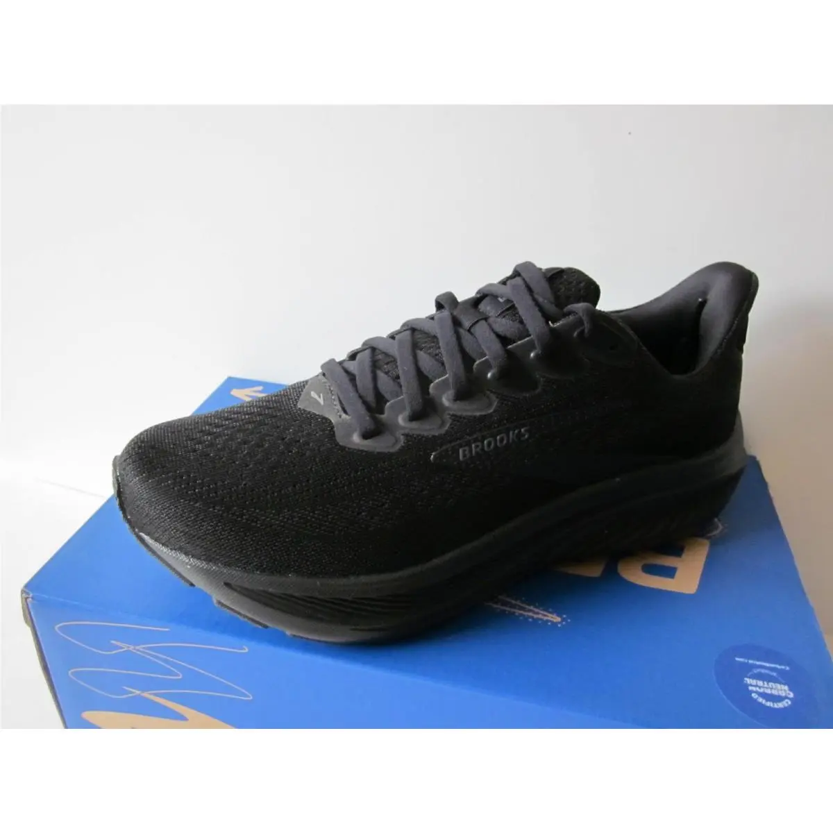Brooks Ghost 17 Women`s Running Shoes Size 6.5 Wide/d