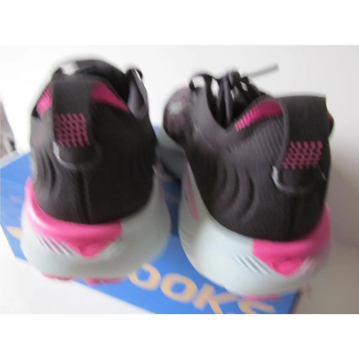 Brooks shoes - Brooks Adrenaline - Adrenaline - Multicolor 2