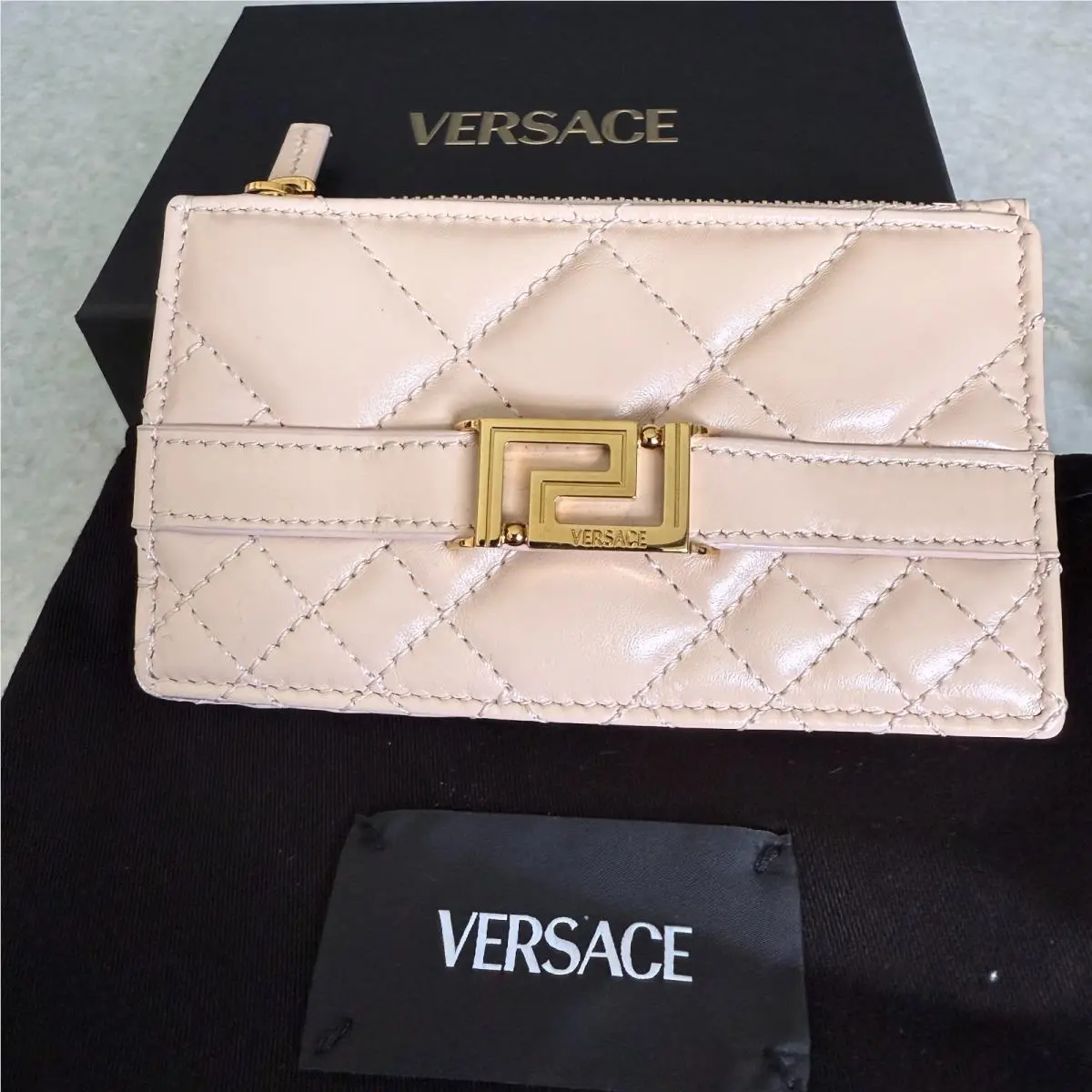 Versace Quilted Pale Pink Leather Card Holder Wallet Gold-tone Logo Metal