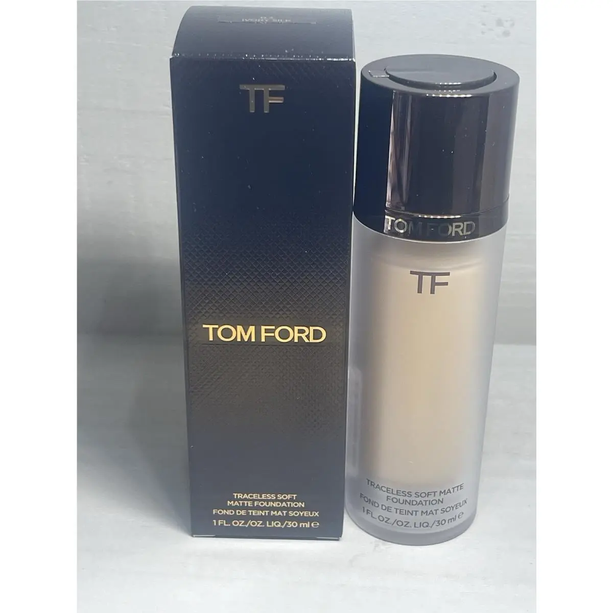 Tom Ford 0.3 Ivory Silk Traceless Soft Matte Foundation 1 oz