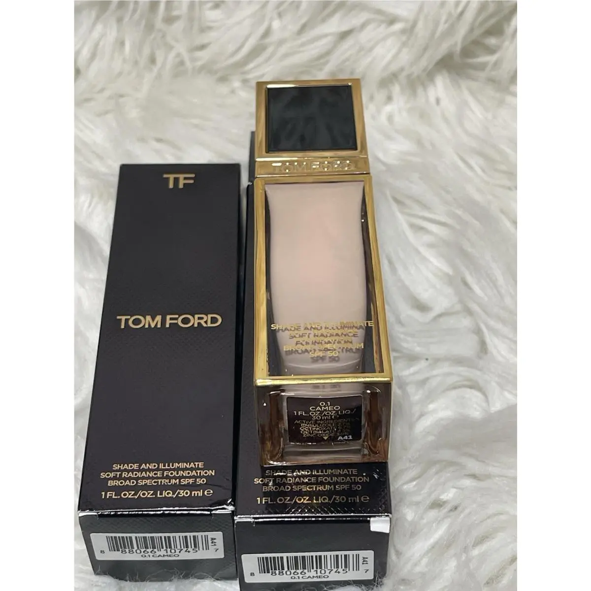 Tom Ford Beauty Shade and Illuminate Soft Radiance Foundation Spf 50 0.1 Cameo