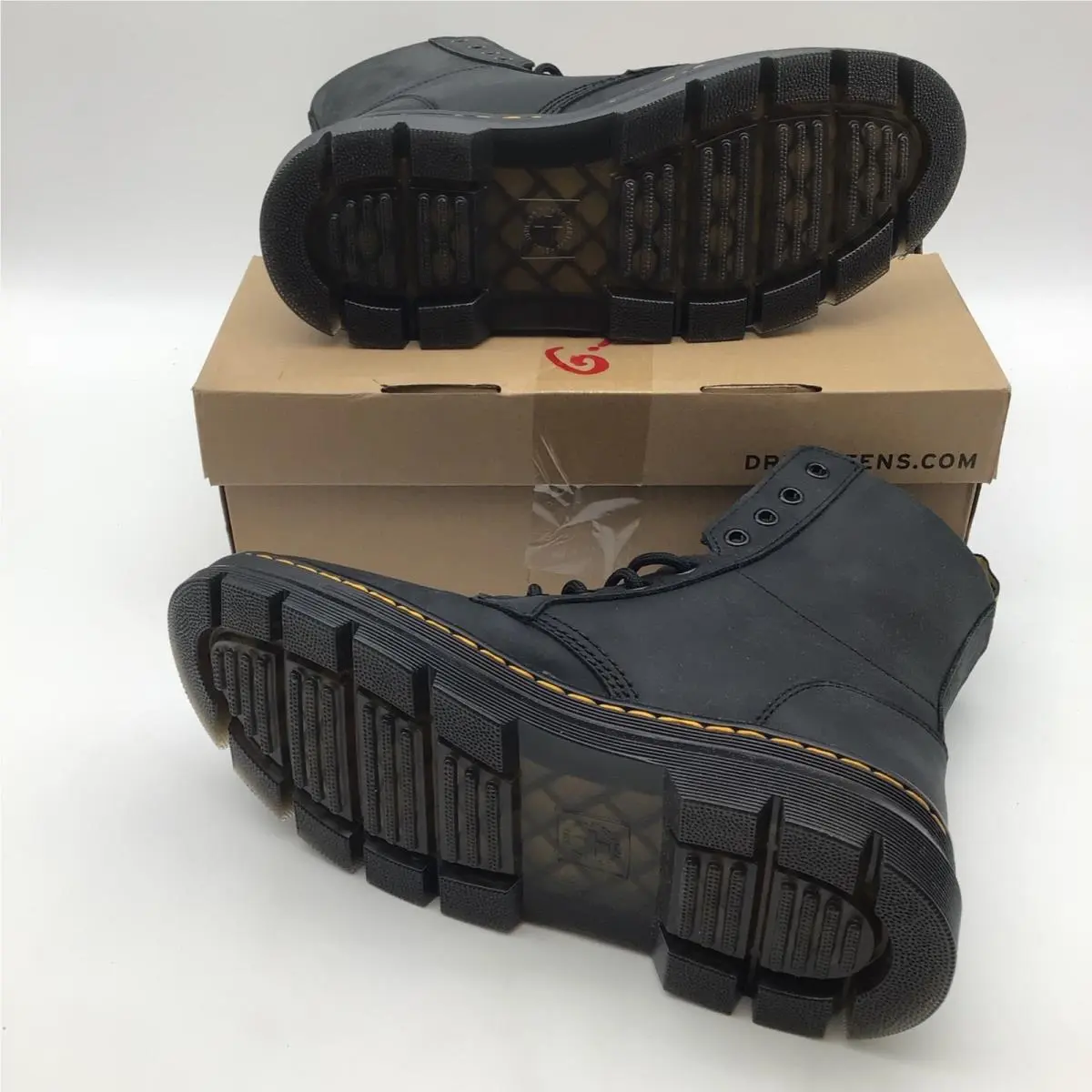 Dr. Martens shoes - Combs Leather - Combs Leather - Black 3