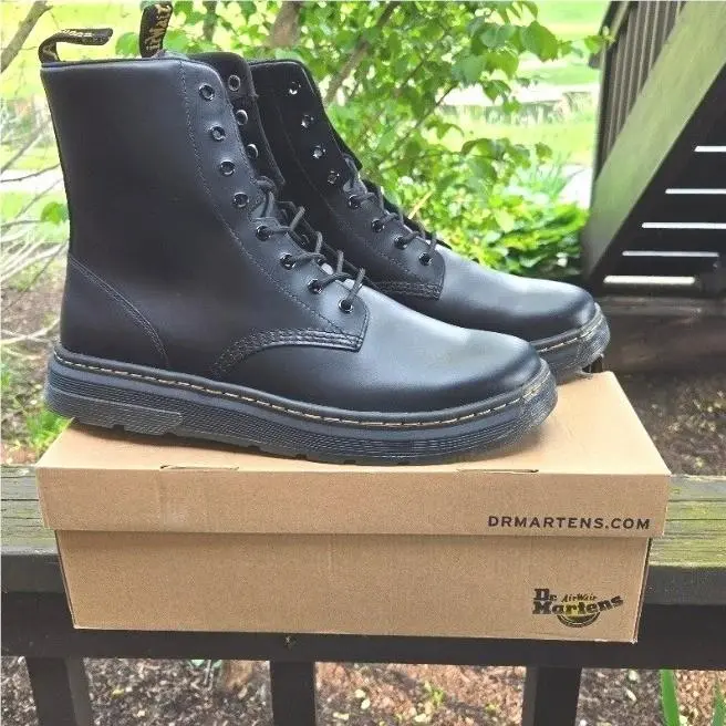 Dr. Martens Crewson Black Leather Lace Up Boots Size 14 M