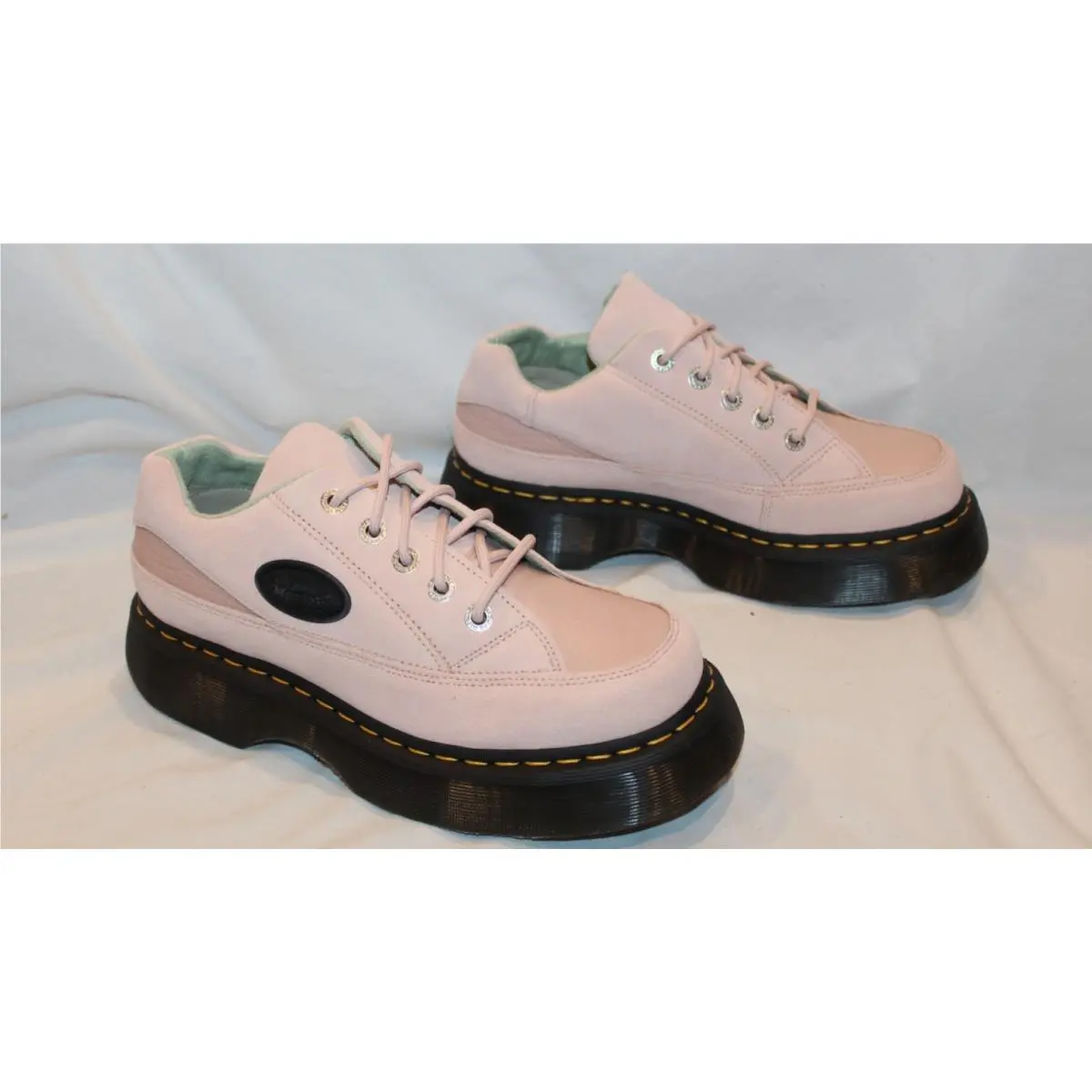 Dr. Martens shoes - Dr. Martens Buzz 5I - Martens Buzz - Pink 1