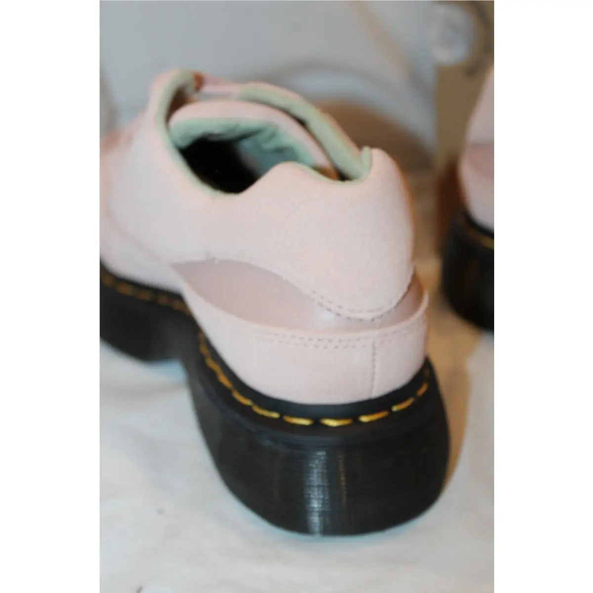 Dr. Martens shoes - Dr. Martens Buzz 5I - Martens Buzz - Pink 4