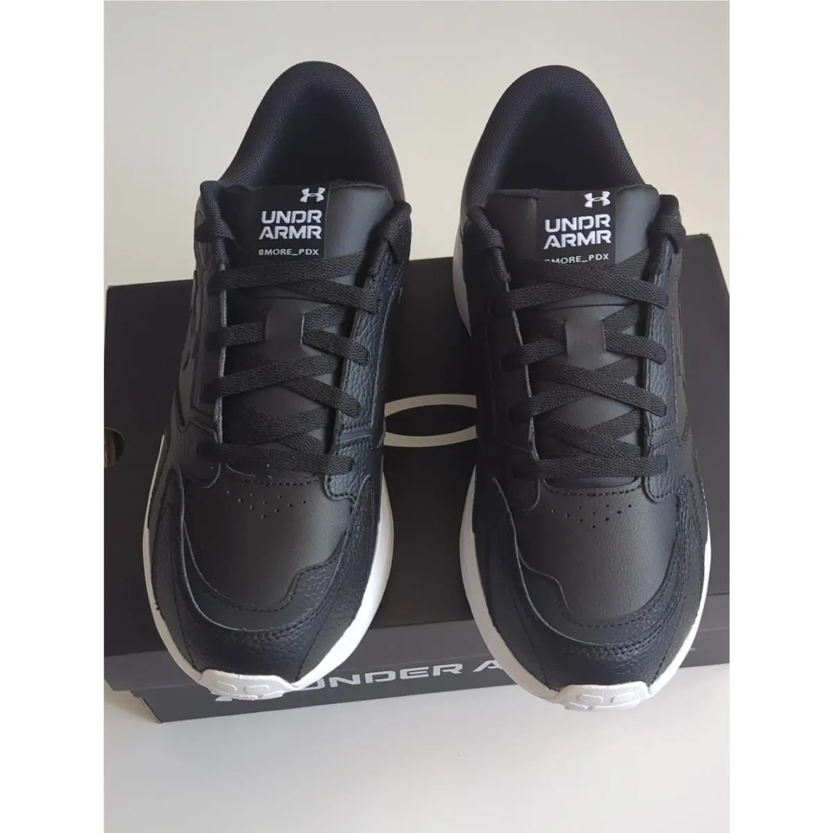Under Armour shoes - 3028375001 - 3028375-001 - Black/white (UPC: 196886419385) 3
