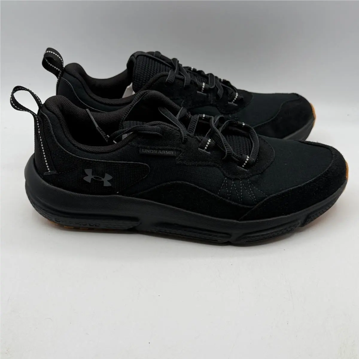 Under Armour Charged Verssert 2 Mens 8.5 Black Gum Suede Running 3027178-001