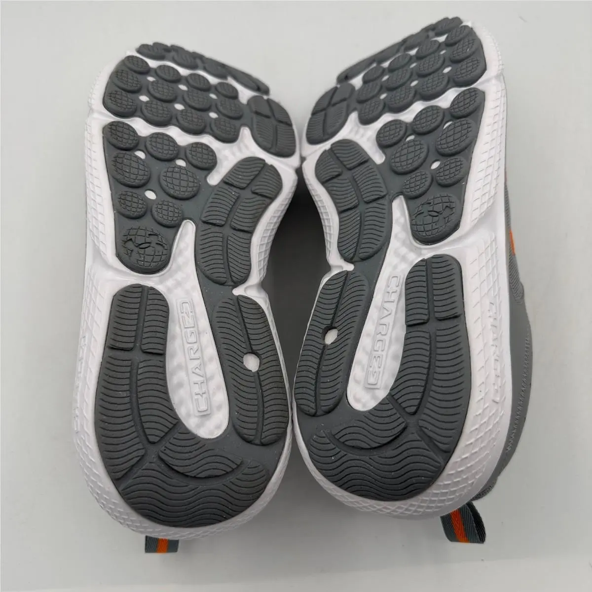 Under Armour shoes - Under Armour Charged Assert 10 - Gray 4