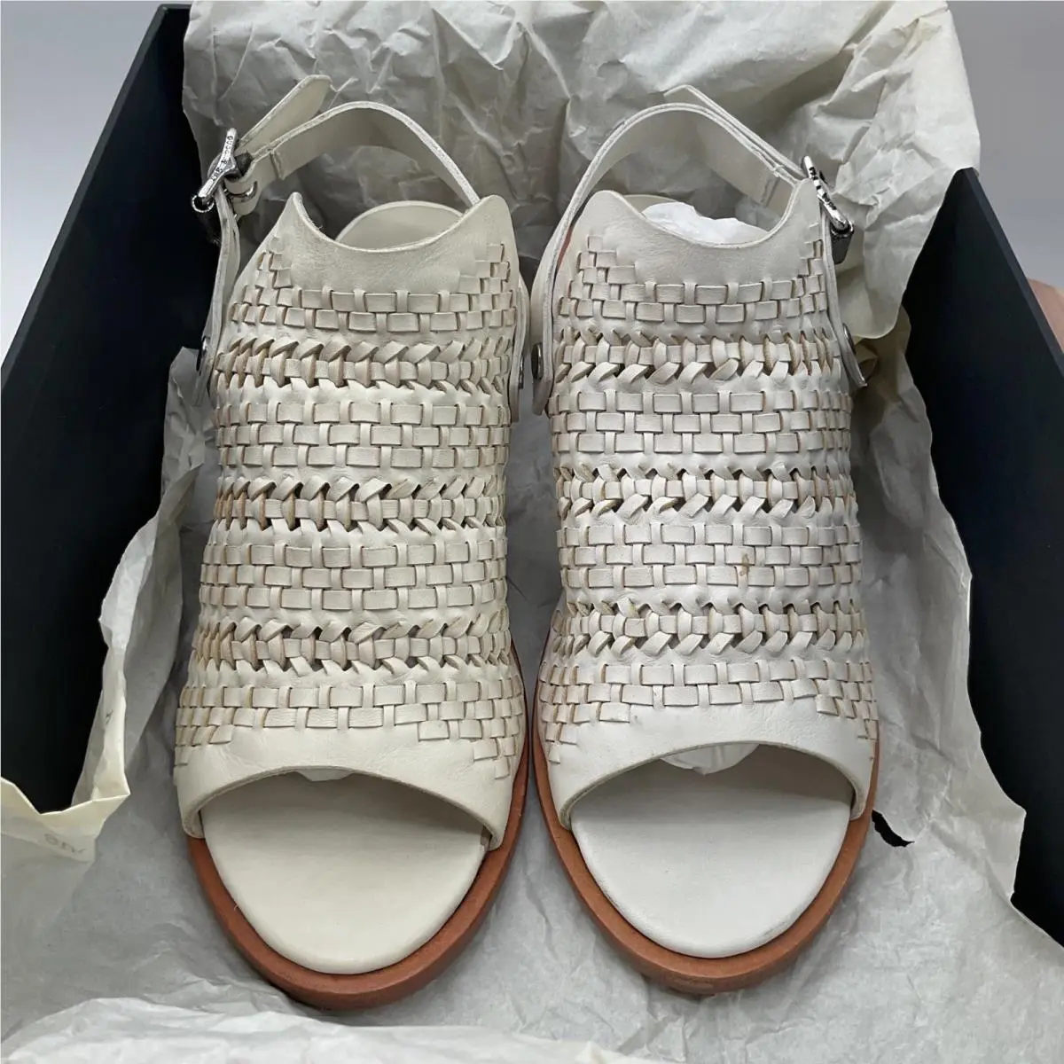 Rag Bone Wyatt Woven Mid Heel Sandals Ivory White Leather Slingback Size 35 by Rag & Bone