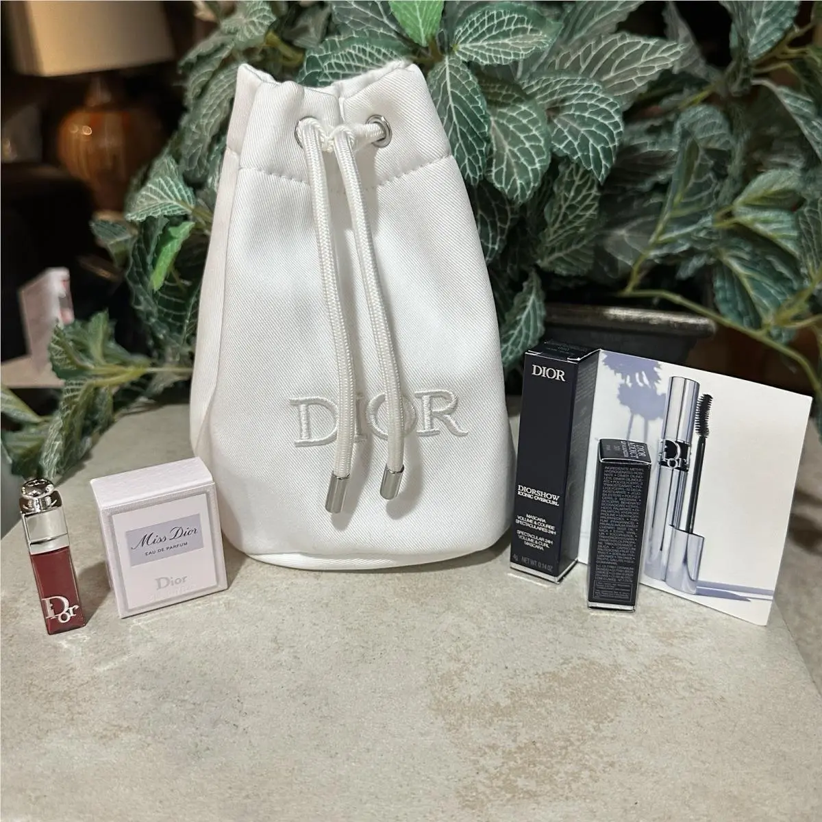 Dior Cosmetics 4pc Gift Set Christian Dior Pouch Beauty Lot Travel