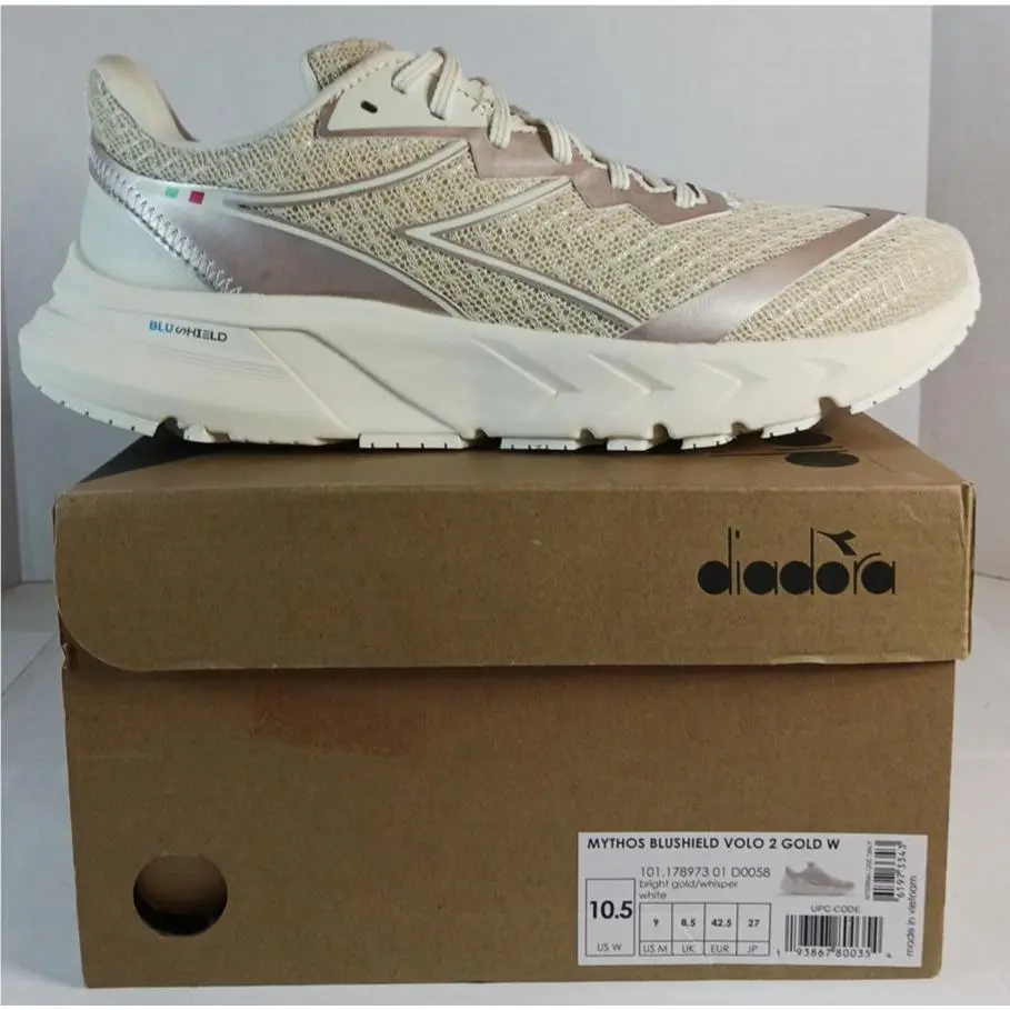 Diadora Mythos Blushield Volo 2 Gold Running Shoes Womens 10.5 US