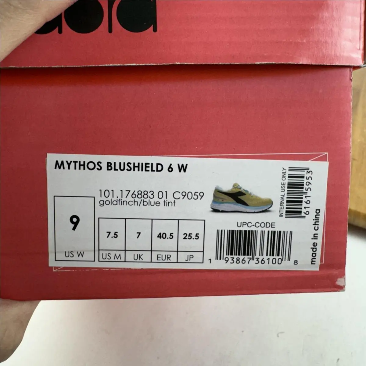 Diadora shoes - Diadora Mythos Blushield 6 - Mythos Blushield - 101176883 - Yellow 6
