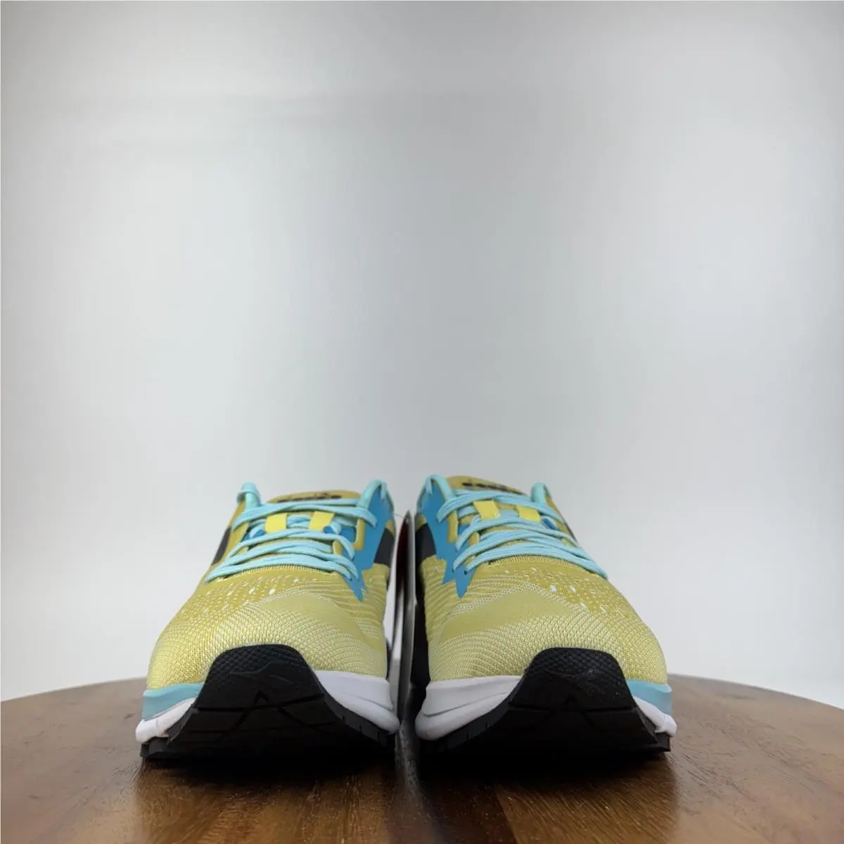 Diadora shoes - Diadora Mythos Blushield 6 - Mythos Blushield - 101176883 - Yellow 2