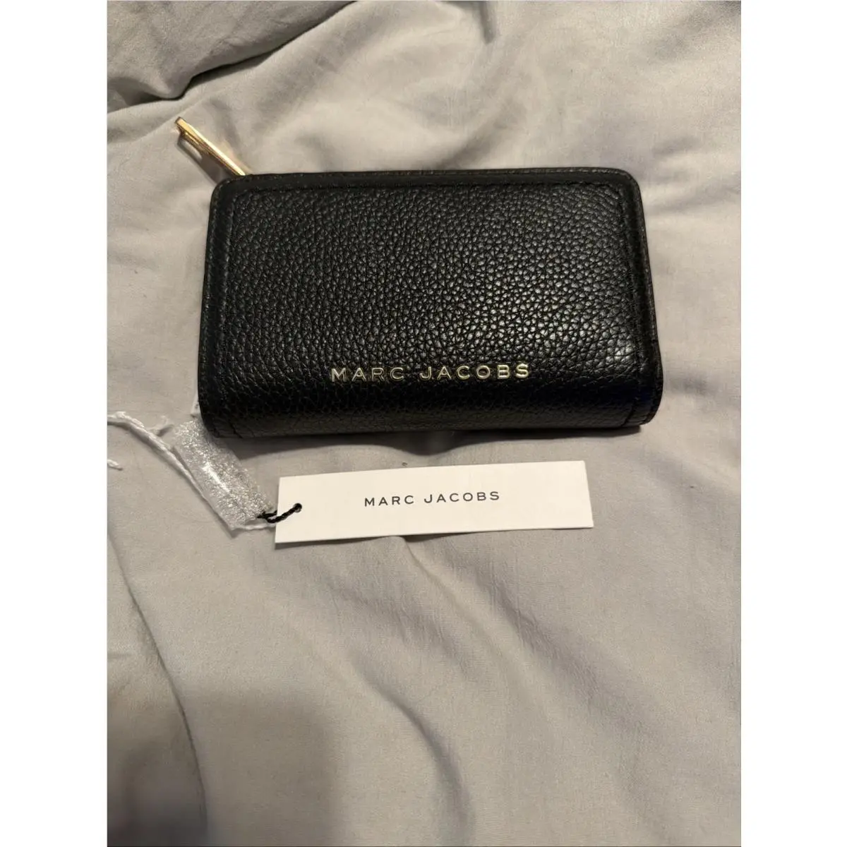 Marc Jacobs Black Zip-around Women`s Wallet 6in X 4 In- Snap- Credit Card