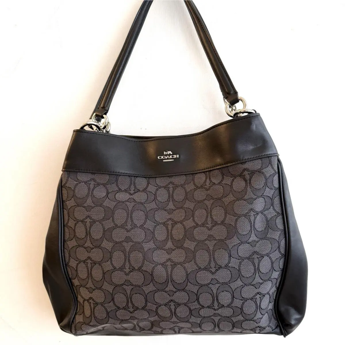 Coach Lexy Shoulder Bag Outline Signature F57612 Black Silver Hware