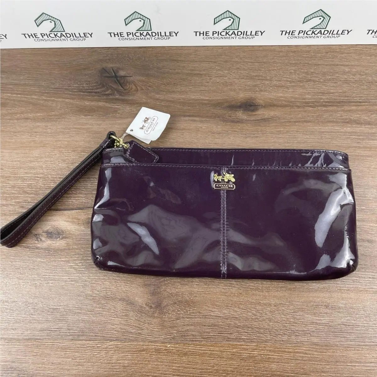 Coach Mad Pat Zip Clutch Purple Patent Leather Wristlet Euc