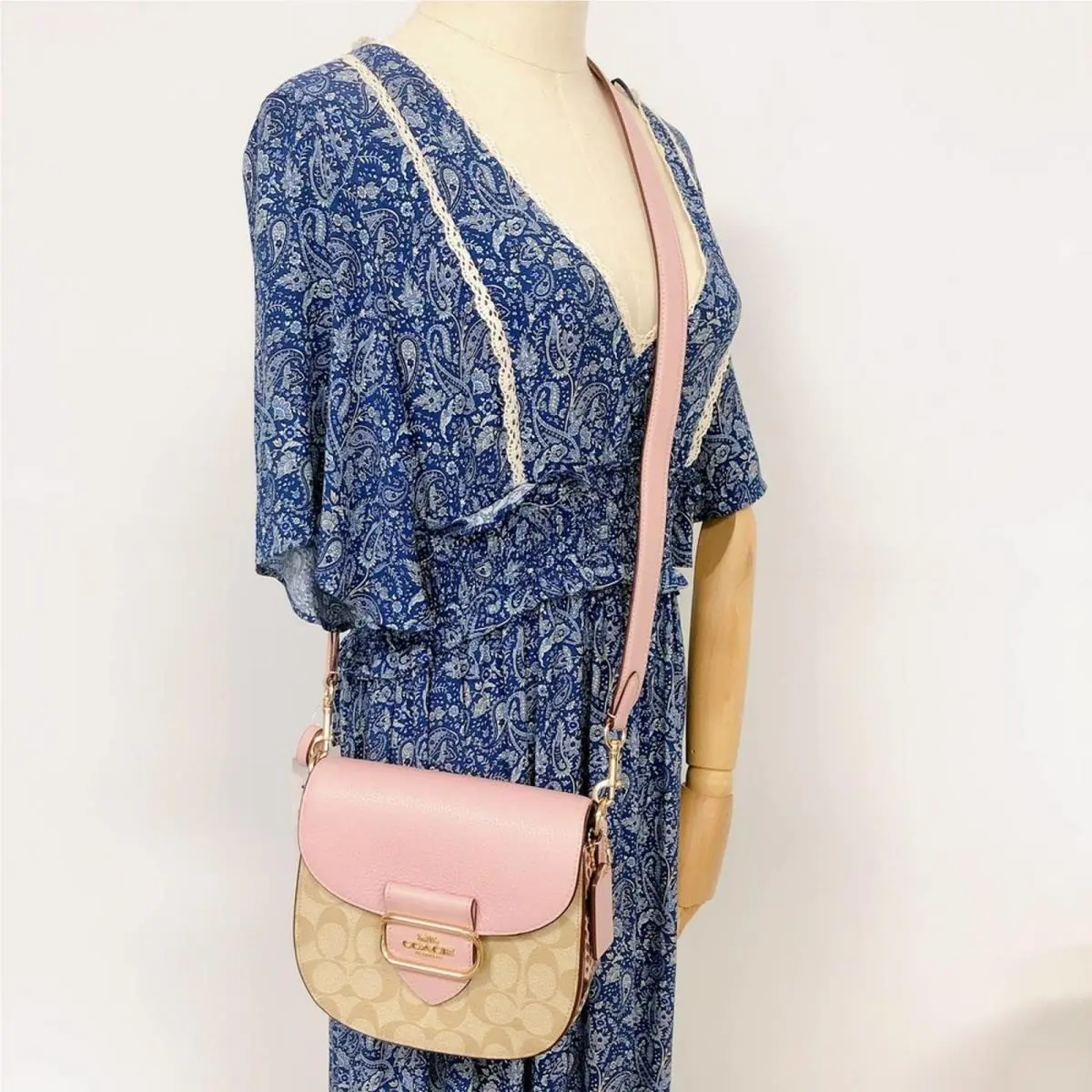 Coach CF410 Morgan Saddle Bag In Signature Canvas In Gold/lt Khaki/powder Pink M