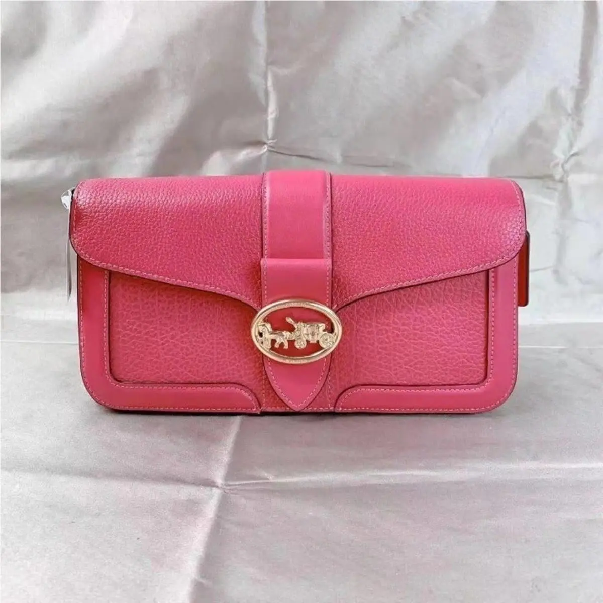 Coach 5493 Georgie Shoulder Bag In Gold/strawberry Haze