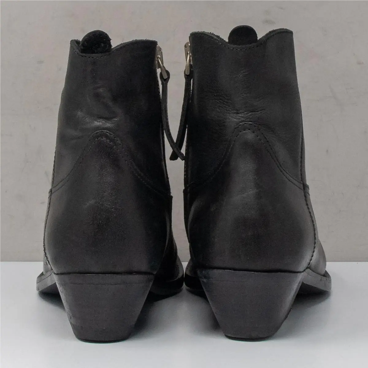 Golden Goose shoes - GWF00131.F000484.90100.FS - GWF00131F00048490100FS - Black (UPC: 8050235434431) 3