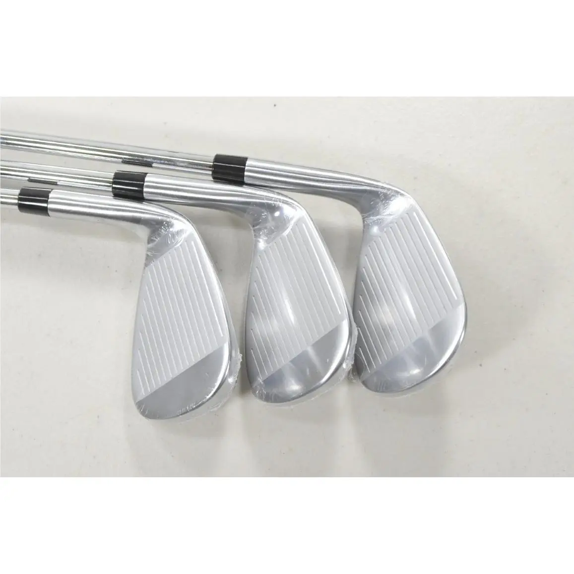 TaylorMade  - Qi Max - Max (UPC: 197995107446) 1