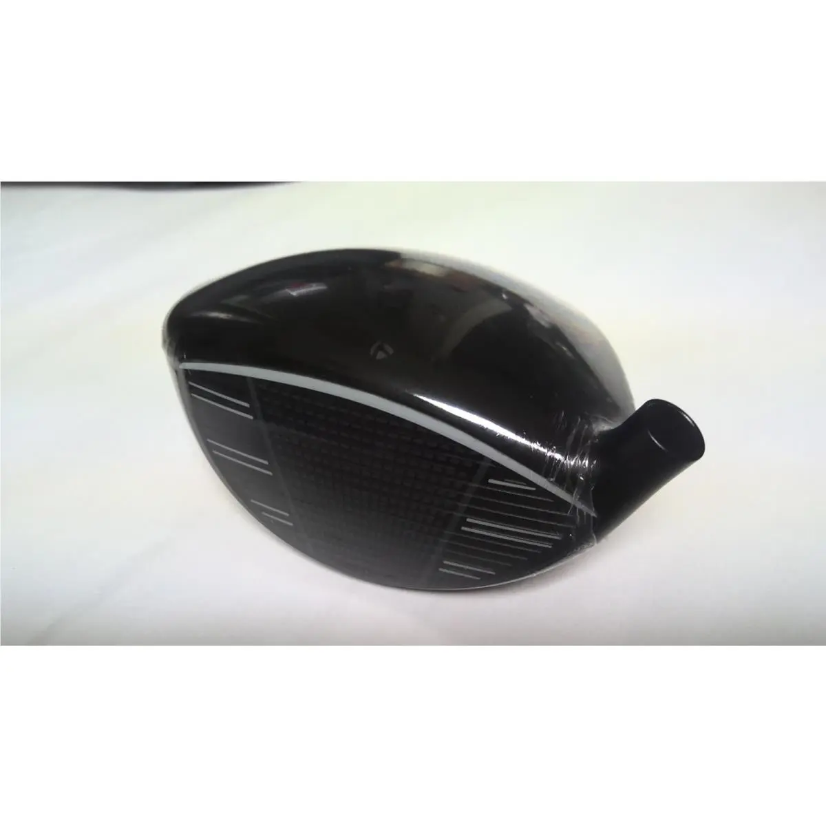 TaylorMade  - Qi4D MAX DESIGNER SERIES SHADOWFALL 0